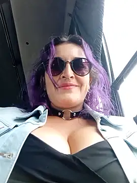 sophie banger online show from April 11, 7:06 pm