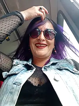 sophie banger online show from March 31, 6:43 pm