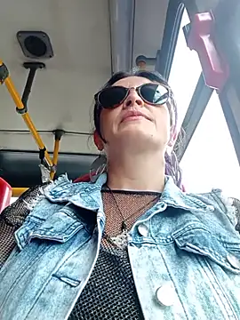 sophie banger online show from September 26, 6:04 pm