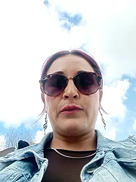 Snapshot of sophie_banger chatting on July 18, 8:06 pm sophie banger online show from July 18, 8:06 pm