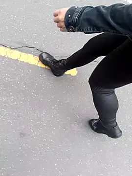 sophie banger online show from September 25, 4:35 pm