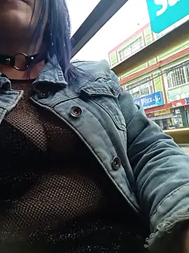 sophie banger online show from February 17, 6:05 pm