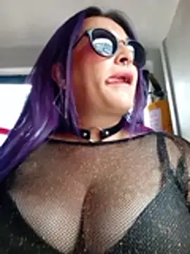 sophie banger online show from April 14, 6:46 pm