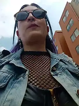 sophie banger online show from February 13, 7:03 pm