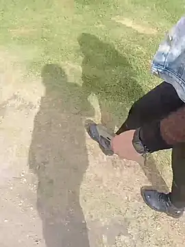 sophie banger online show from April 3, 8:15 pm