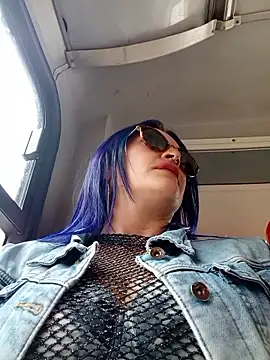 sophie banger online show from January 8, 7:42 pm