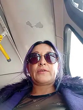 sophie banger online show from March 24, 6:08 pm