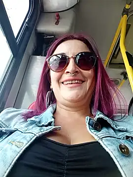 Snapshot of sophie_banger chatting on June 30, 7:25 pm sophie banger online show from June 30, 7:25 pm