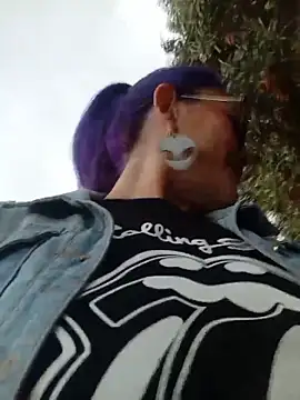 sophie banger online show from October 18, 9:17 pm