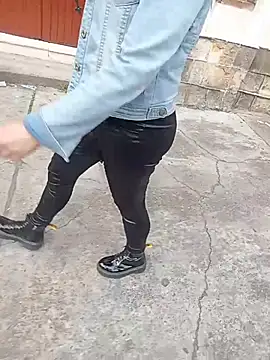 sophie banger online show from February 19, 8:06 pm