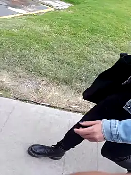 sophie banger online show from November 6, 5:06 pm