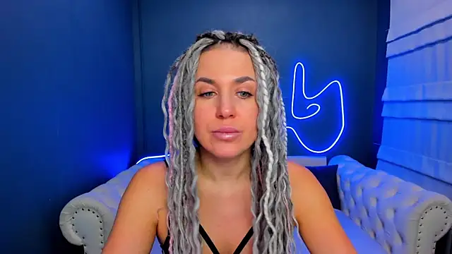 rock n roxy online show from February 6, 1:23 am