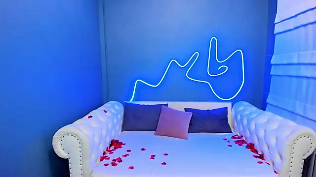 rock n roxy online show from December 2, 1:28 am