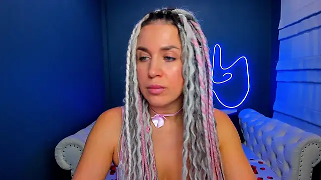 rock n roxy online show from November 28, 4:01 am