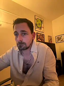 Snapshot of defbond420 chatting on September 27, 8:48 pm defbond420 online show from September 27, 8:48 pm