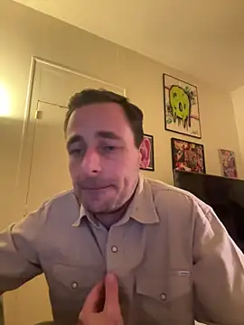 Snapshot of defbond420 chatting on October 9, 9:04 pm defbond420 online show from October 9, 9:04 pm