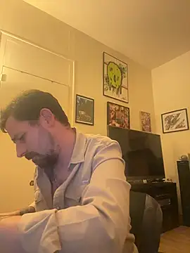 Snapshot of defbond420 chatting on November 10, 10:59 pm defbond420 online show from November 10, 10:59 pm