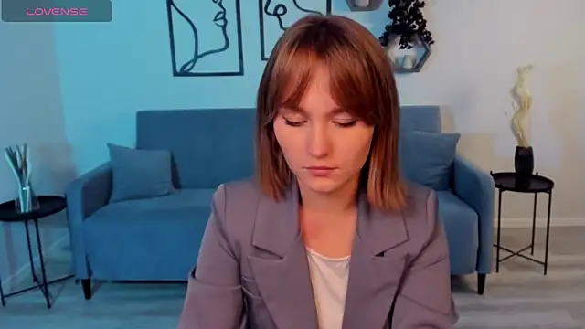 BritnieCute online show from October 22, 5:18 am