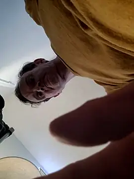 big8dall online show from February 9, 5:16 am