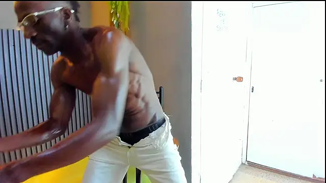 jhonjairo85  online show from January 17, 3:54 am