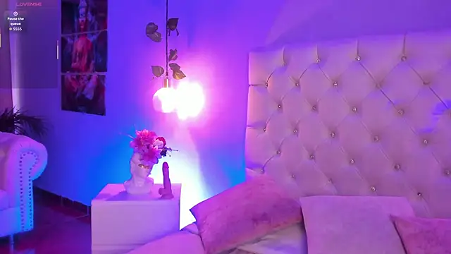 ZoeHarris online show from September 24, 12:11 pm