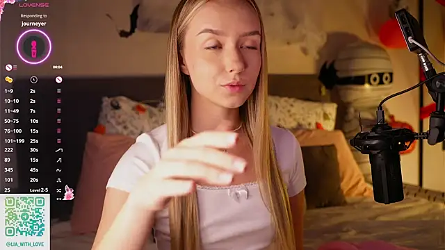 HollisBeckett online show from October 29, 3:38 am