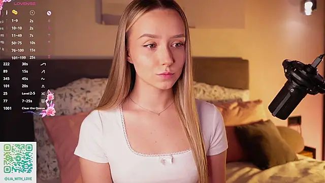 HollisBeckett online show from December 3, 3:18 am