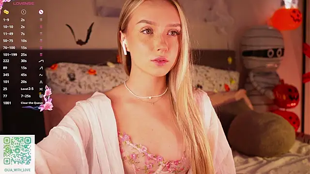 HollisBeckett online show from October 21, 1:16 am