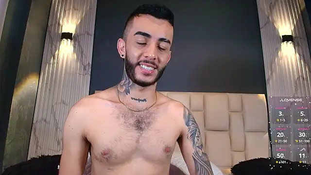 Marcelo ruiz  online show from October 30, 4:59 pm