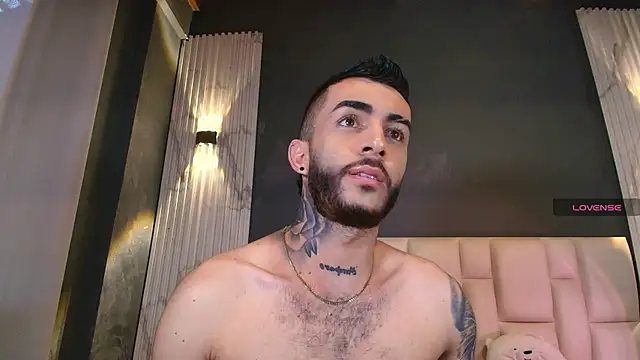 Marcelo ruiz  online show from November 27, 6:08 pm