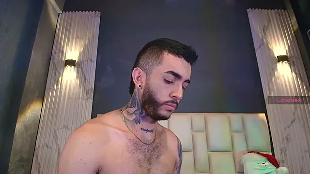 Marcelo ruiz  online show from December 5, 6:50 pm