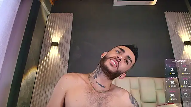 Marcelo ruiz  online show from December 4, 5:45 pm