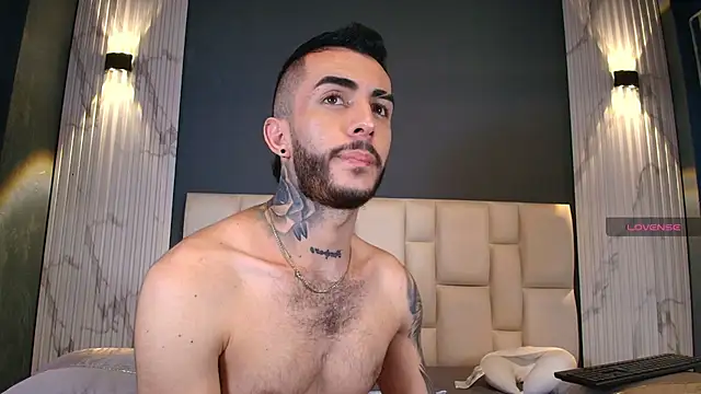 Snapshot of Marcelo_ruiz_ chatting on October 14, 6:19 pm Marcelo ruiz online show from October 14, 6:19 pm