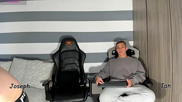 ianandjosephx online show from February 26, 11:54 am