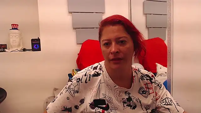 Snapshot of eva_twiss chatting on July 13, 1:43 pm eva twiss online show from July 13, 1:43 pm