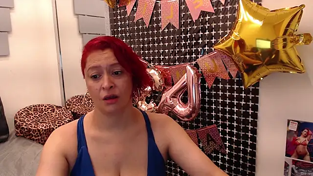 Snapshot of eva_twiss chatting on June 18, 12:32 pm eva twiss online show from June 18, 12:32 pm