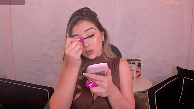 Snapshot of ChloePreston_ chatting on July 15, 10:55 am ChloePreston online show from July 15, 10:55 am