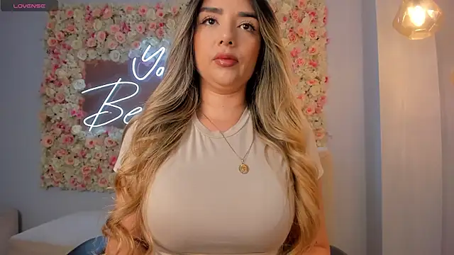 ChloePreston  online show from January 17, 10:52 am