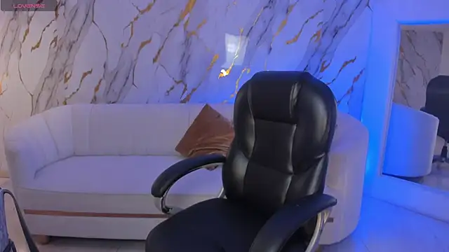 ChloePreston  online show from April 3, 10:54 am