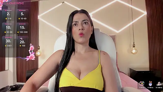 BellaClaiir online show from March 4, 2:14 pm