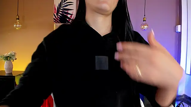 BellaClaiir online show from November 13, 3:49 pm