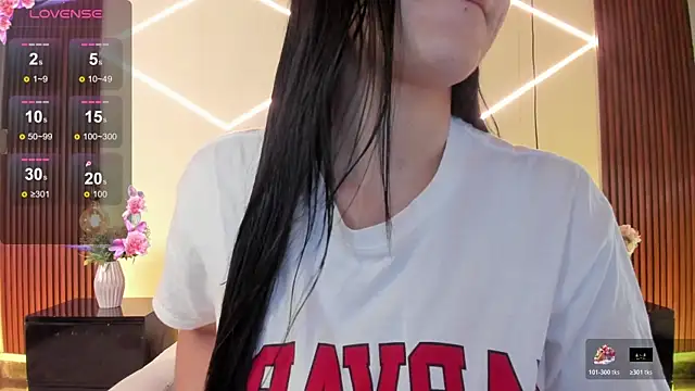 BellaClaiir online show from January 6, 1:59 pm