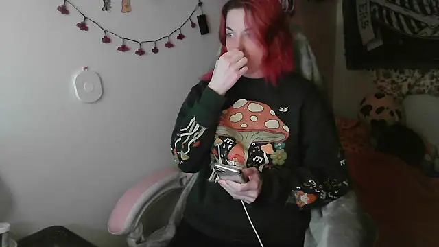 GoddessPinxx online show from December 4, 6:16 am