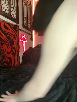 GoddessPinxx online show from March 18, 11:46 am