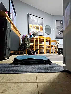 dickinyouto online show from September 10, 7:24 pm
