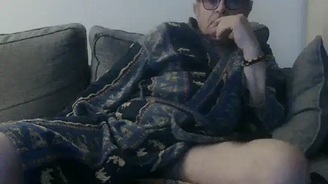 Snapshot of Bretoncool chatting on September 23, 7:21 pm Bretoncool online show from September 23, 7:21 pm