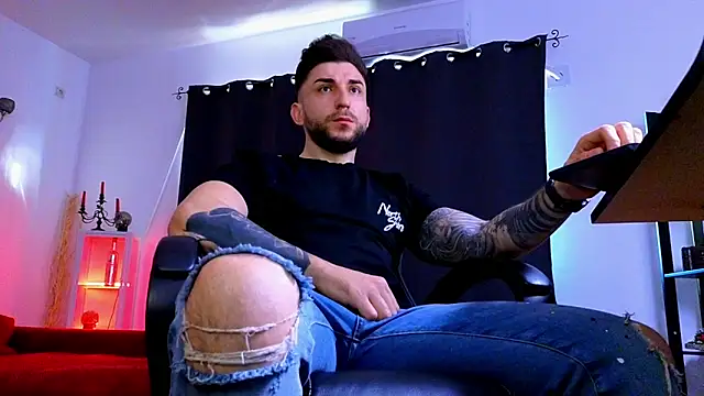 MightyAaron66 online show from April 8, 4:58 am