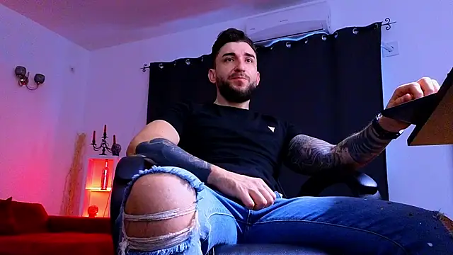 MightyAaron66 online show from January 11, 6:53 am