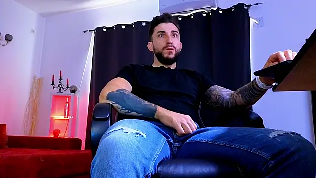MightyAaron66 online show from July 26, 4:52 am