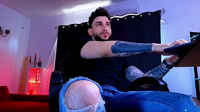 MightyAaron66 online show from May 5, 4:15 am